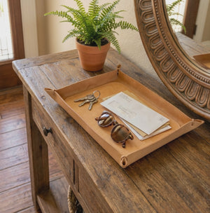 Personalized Italian leather valet tray for organizing keys, glasses, and everyday essentials