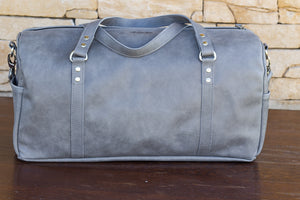 Duffel bag handcrafted from Italian vegetable-tanned full grain leather